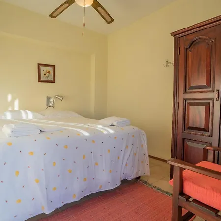 Bagbadem Tatil Ciftligi Country house Bozcaada